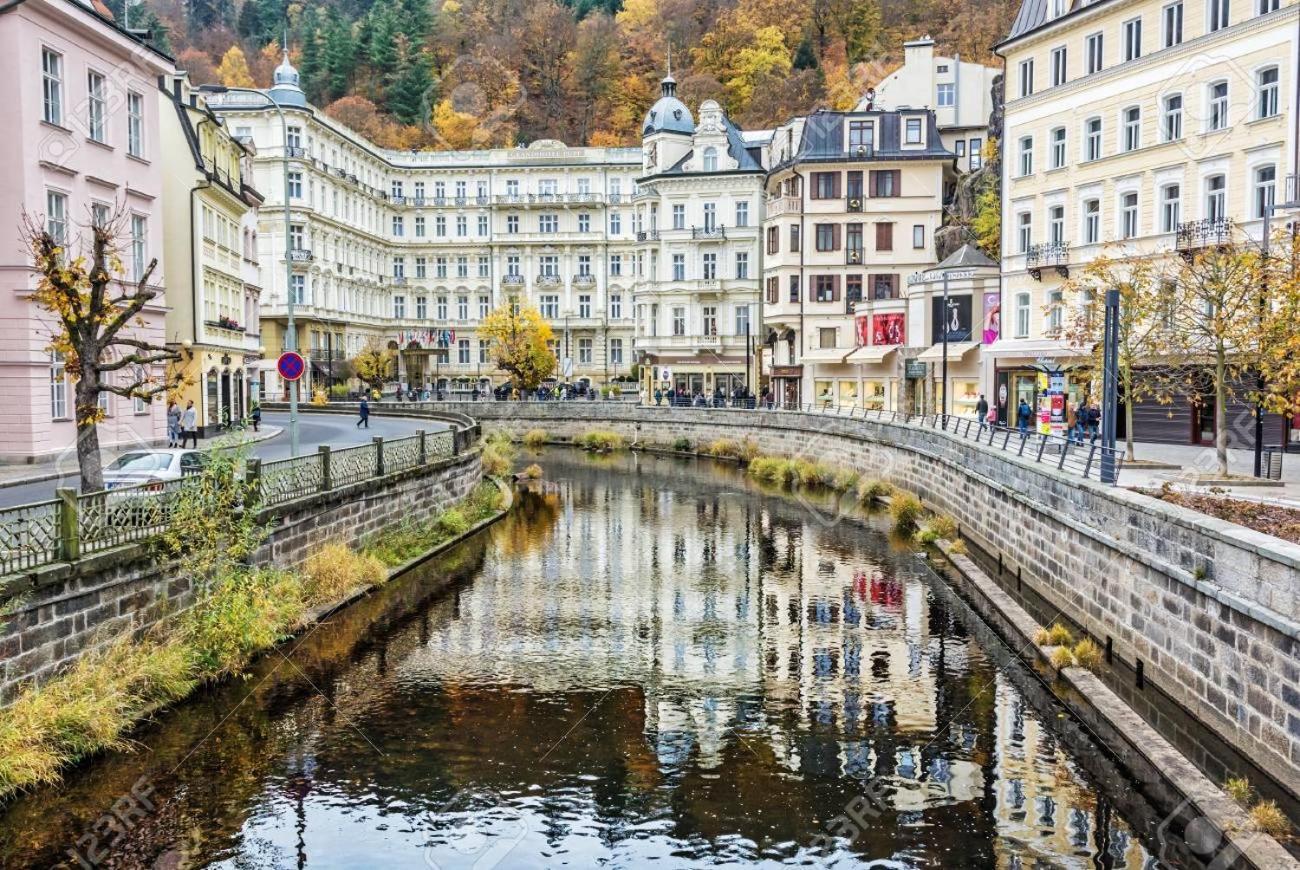 Imperial Apartment In Bohemia Residence By Rentez Karlovy Vary Kültér fotó