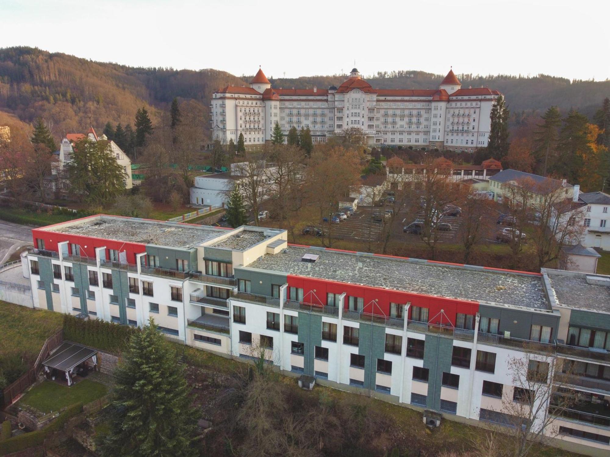 Imperial Apartment In Bohemia Residence By Rentez Karlovy Vary Kültér fotó